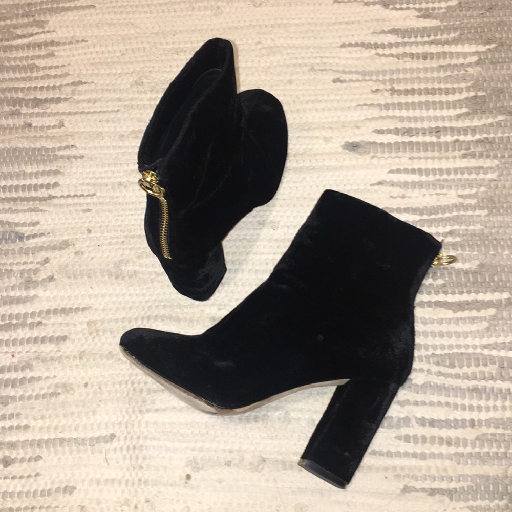 Joie Saleema Block Heel Booties: Black Velvet